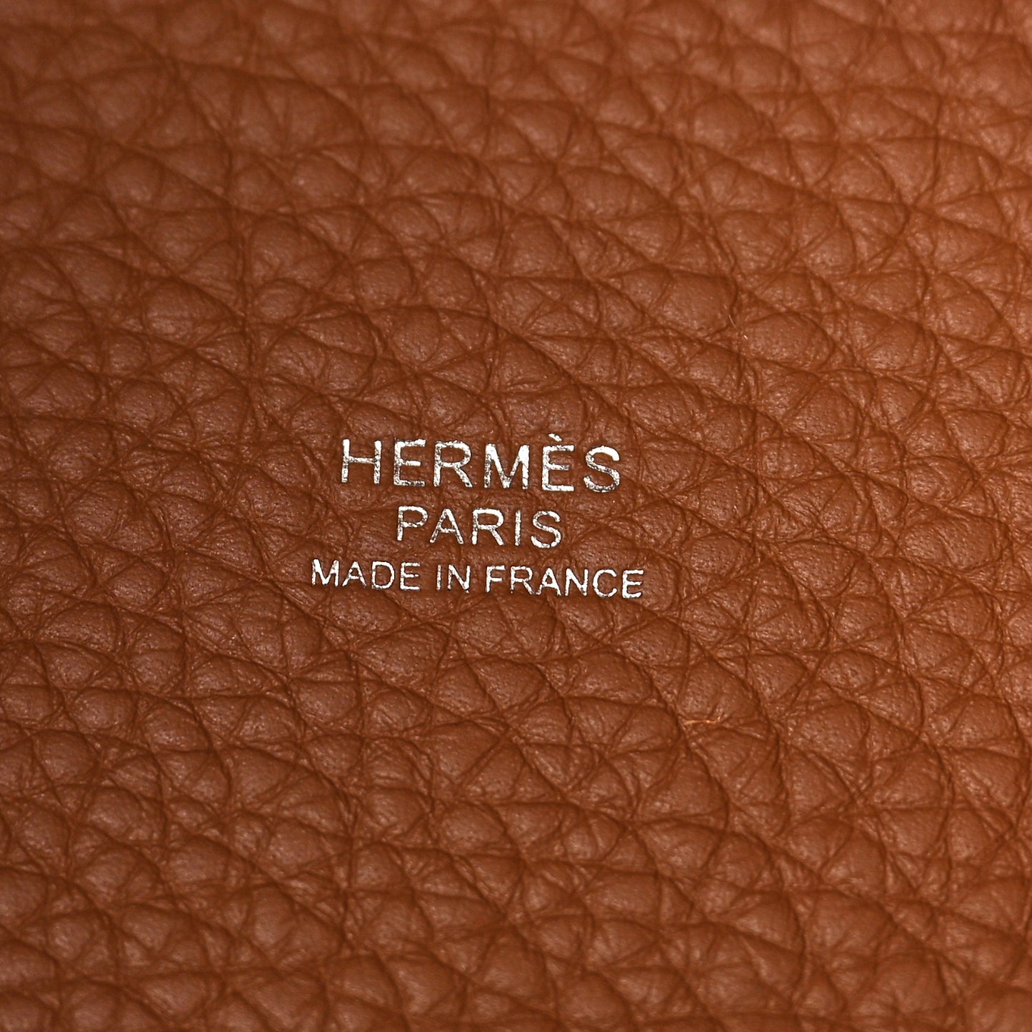 Taurillon Clemence Picotin Lock 18 PM Gold