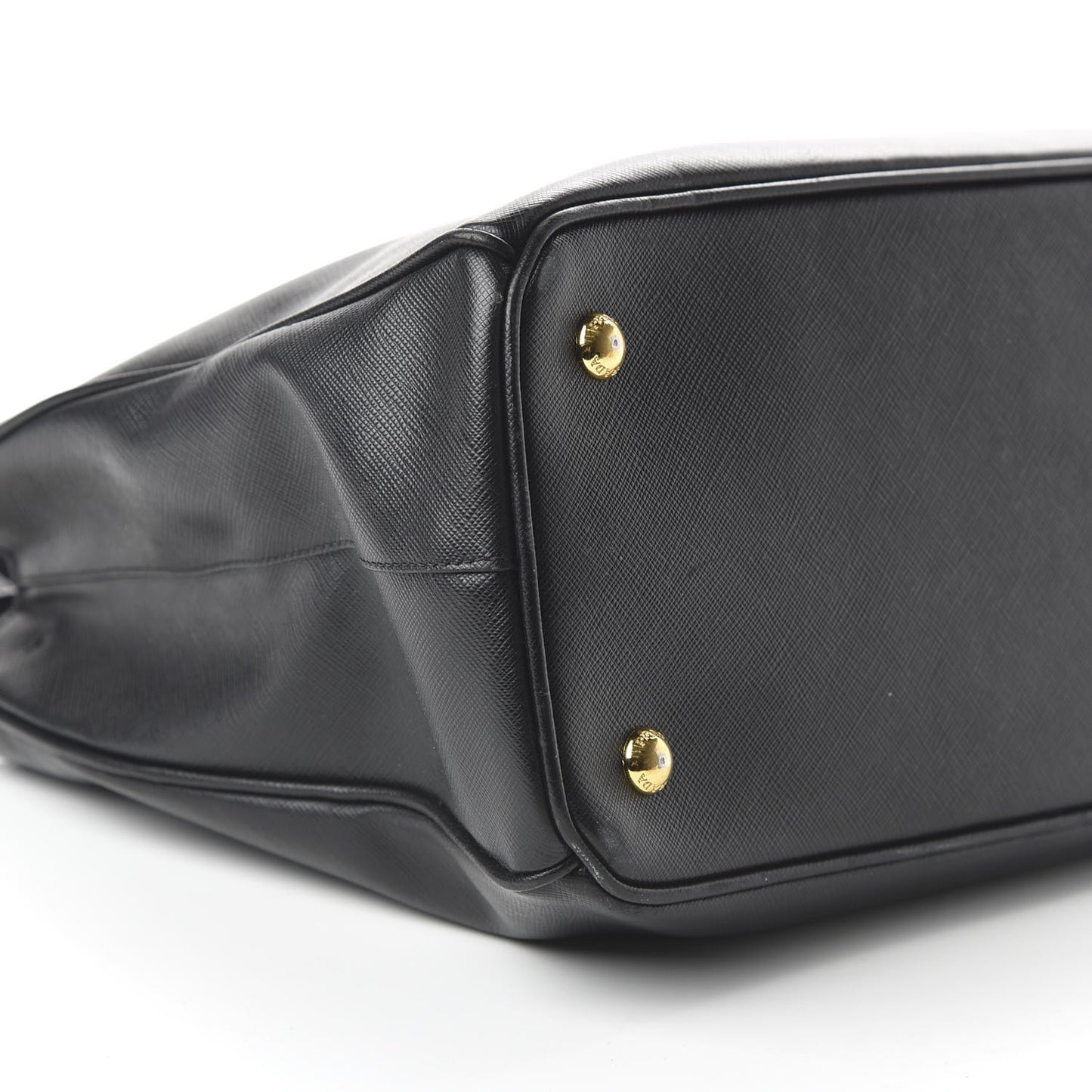 Saffiano Lux Medium Tote Black