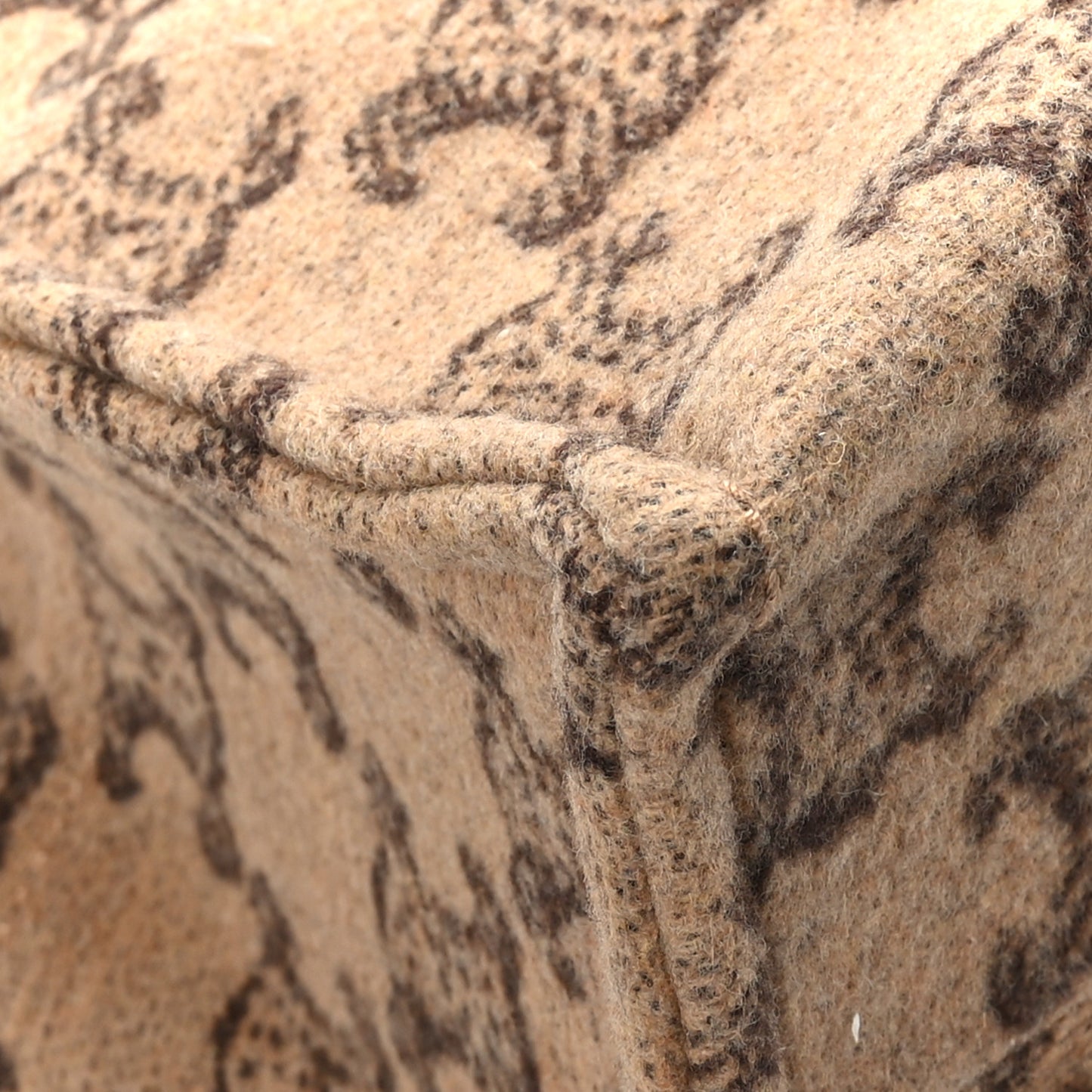 Canvas Calfskin Triomphe Large Cabas Thais Camel