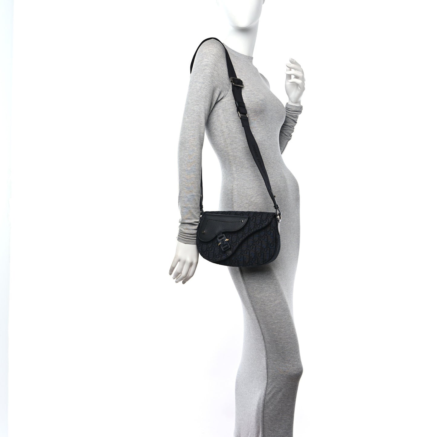 Oblique Jacquard Grained Calfskin Saddle Messenger Pouch Black