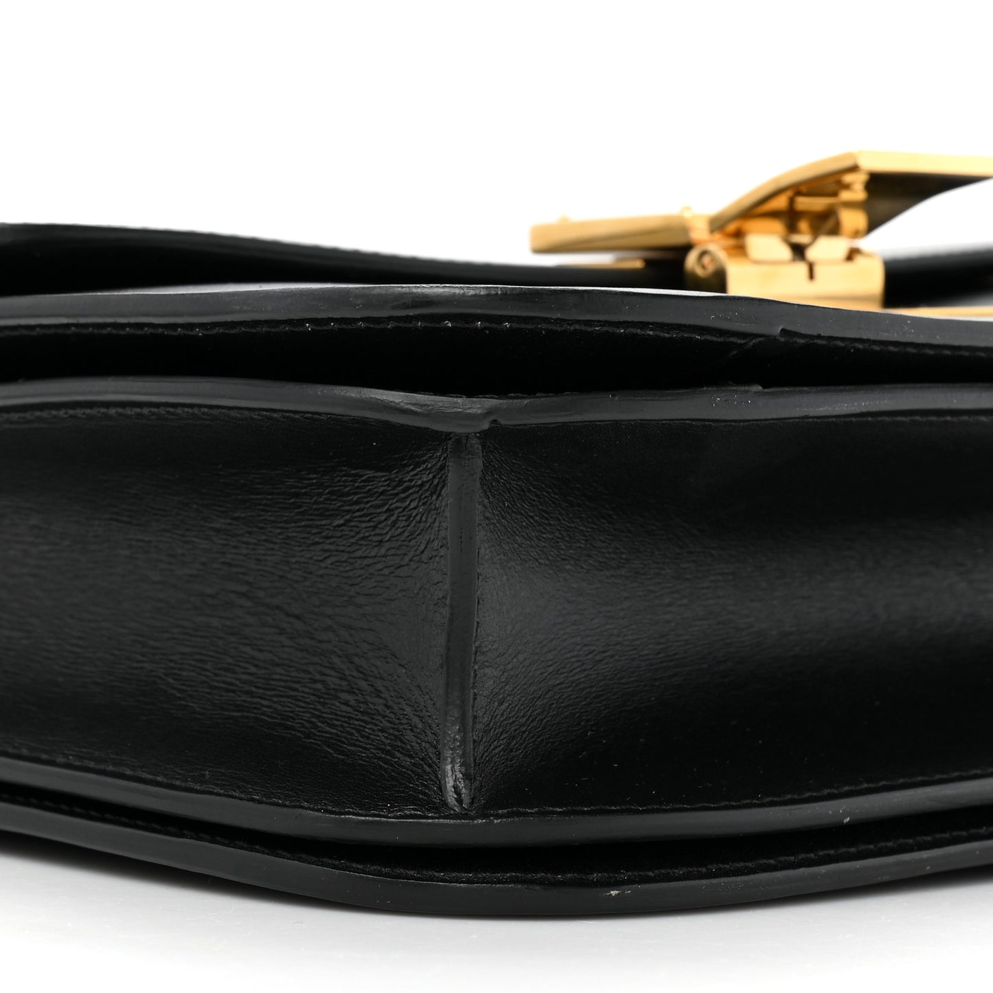 Box Calfskin Medium Classic Box Flap Bag Black