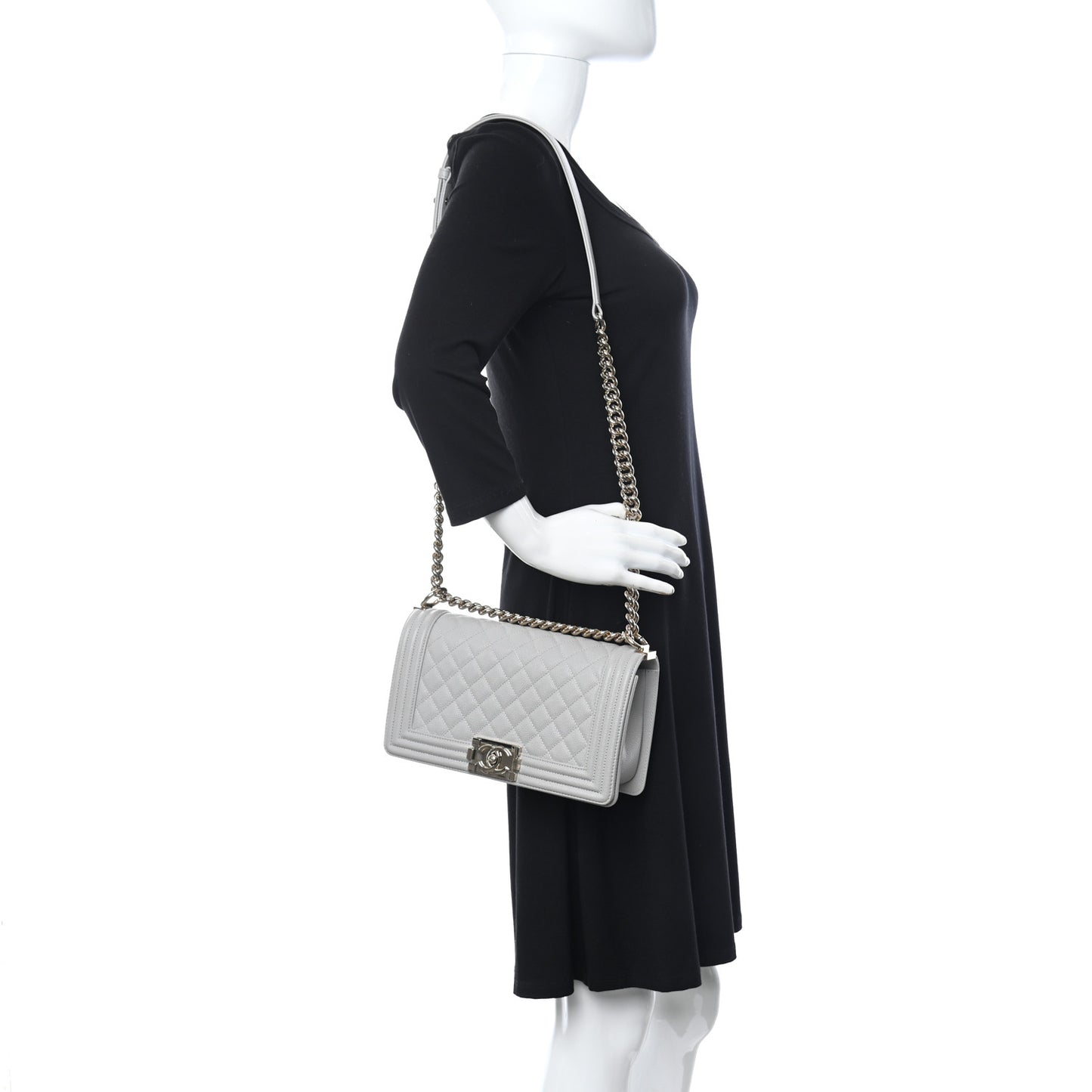 Caviar Quilted Medium Boy Flap Light Grey