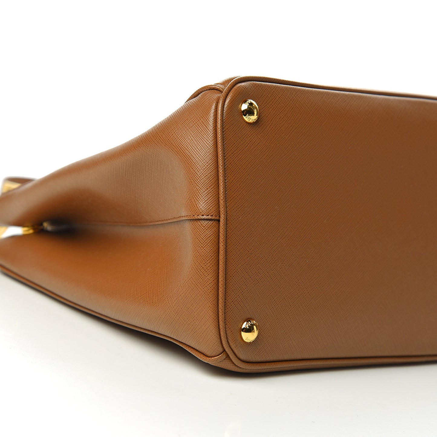 Saffiano Large Galleria Double Zip Tote Cannella