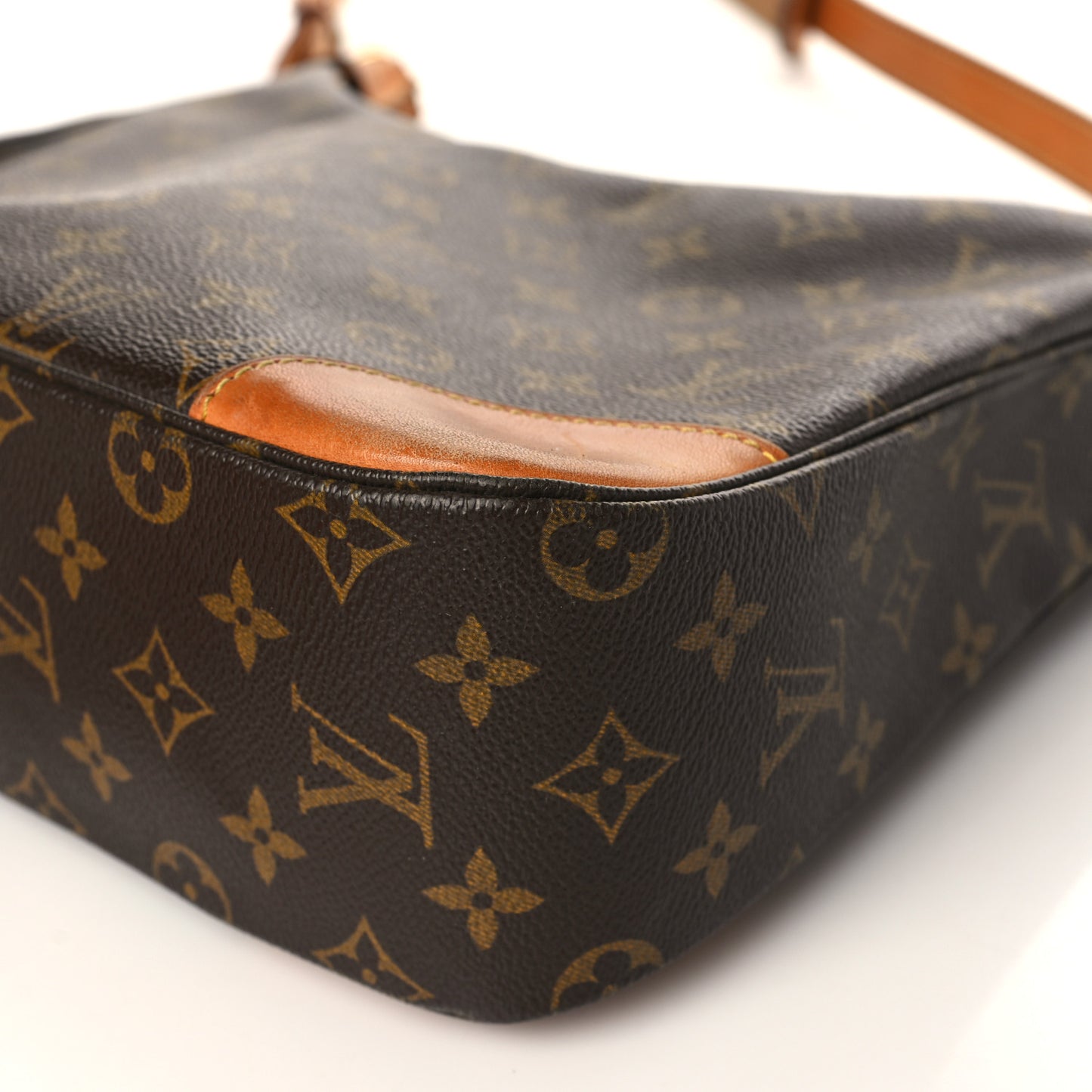 Monogram Boulogne 30