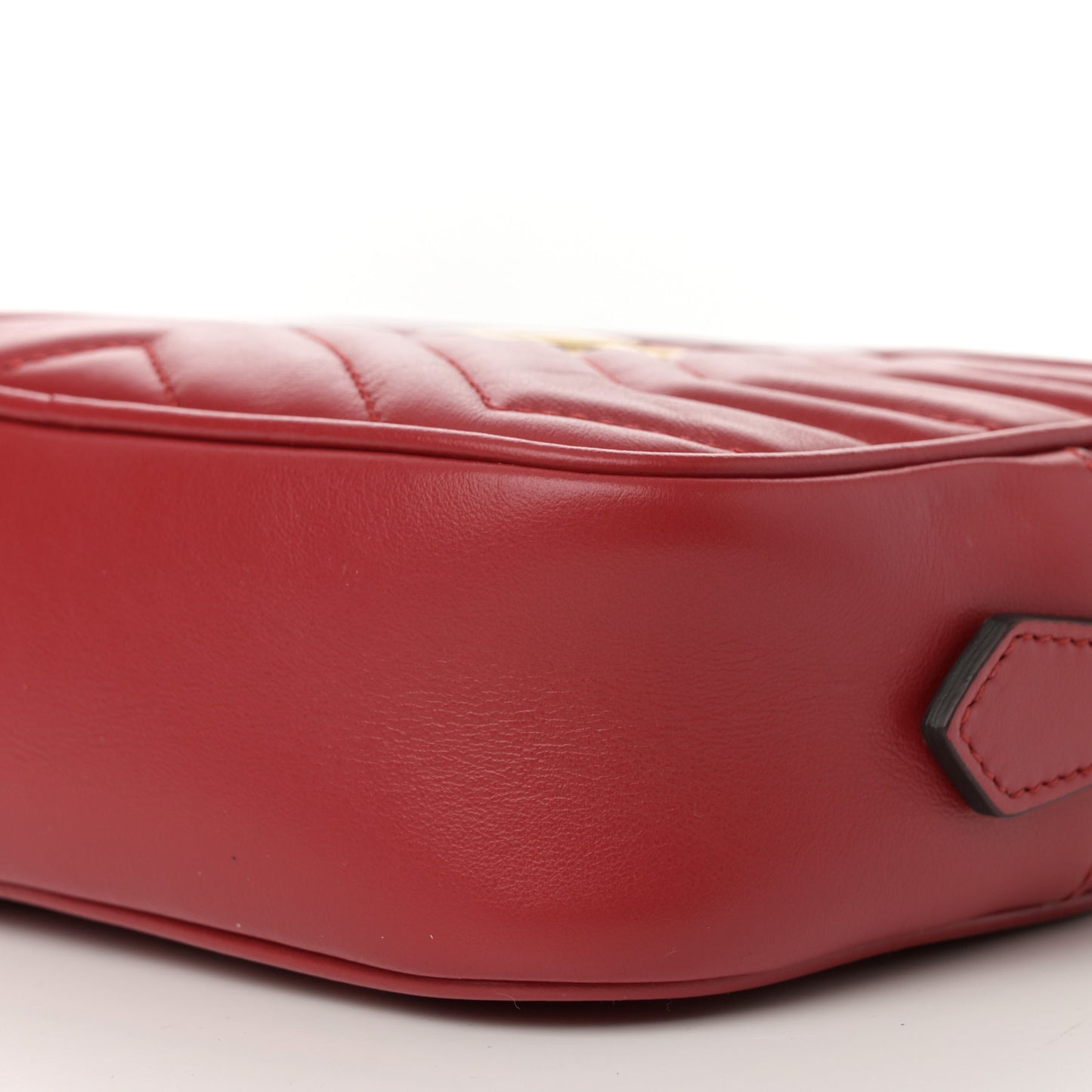 Calfskin Matelasse Mini GG Marmont Chain Shoulder Bag Hibiscus Red