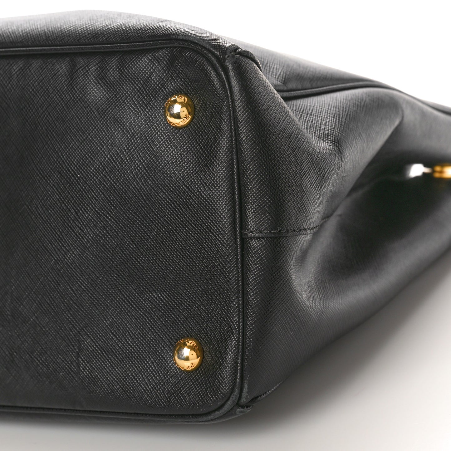 Saffiano Lux Large Galleria Double Zip Tote Black