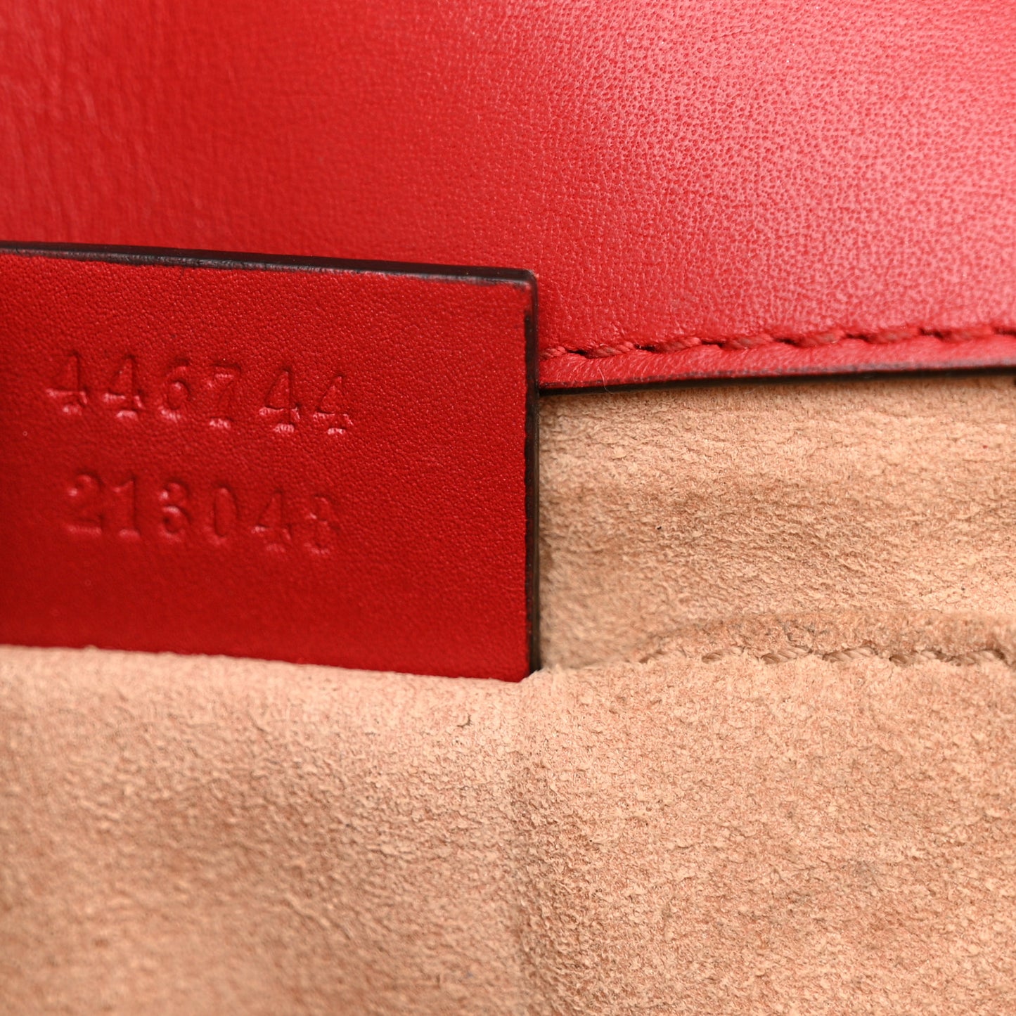 Calfskin Matelasse Mini GG Marmont Shoulder Bag Hibiscus Red