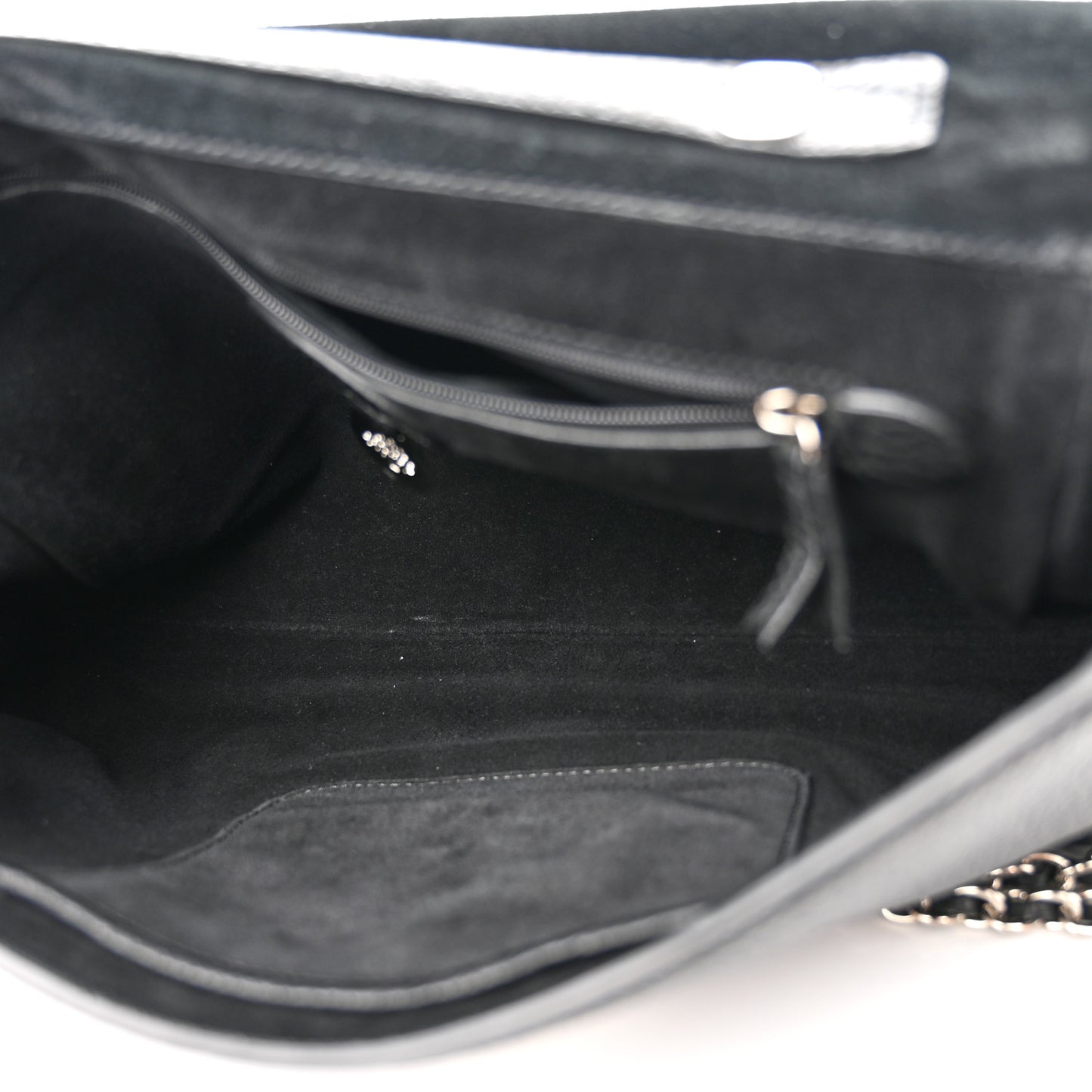 Small Classic Grain Calfskin Medium Lily Flap Black