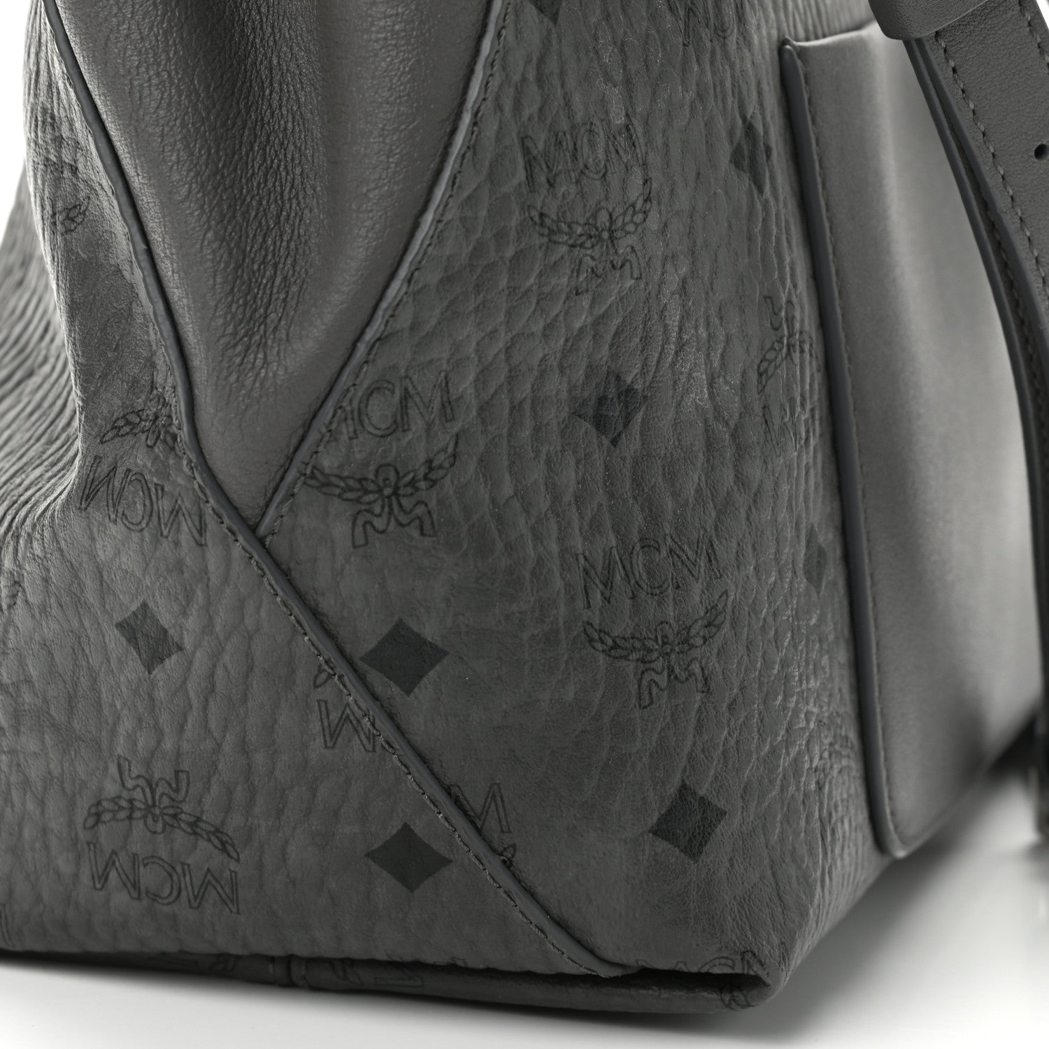 MCM Visetos Medium Klara Hobo Grey 9 of 9
