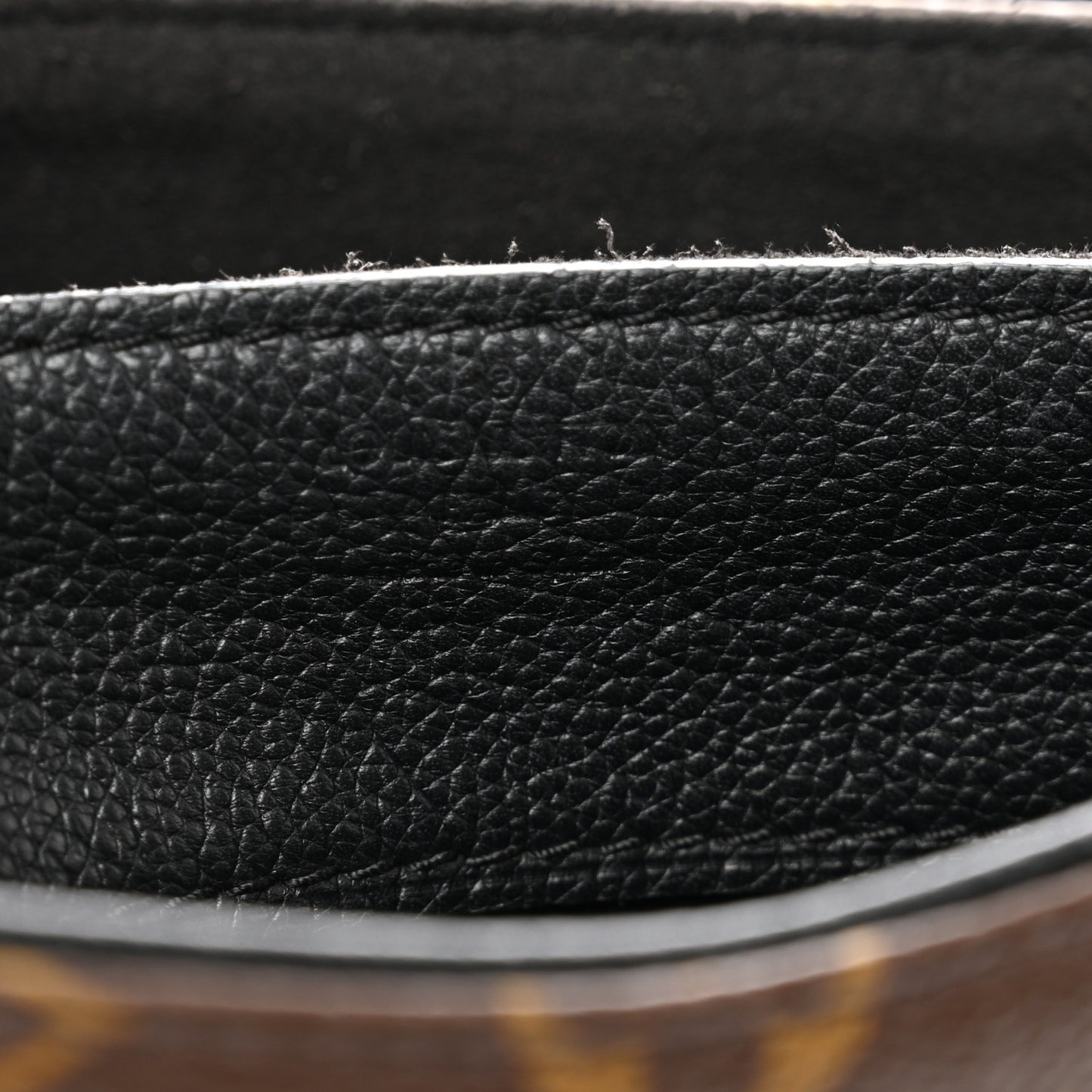 Monogram Pallas Chain Black