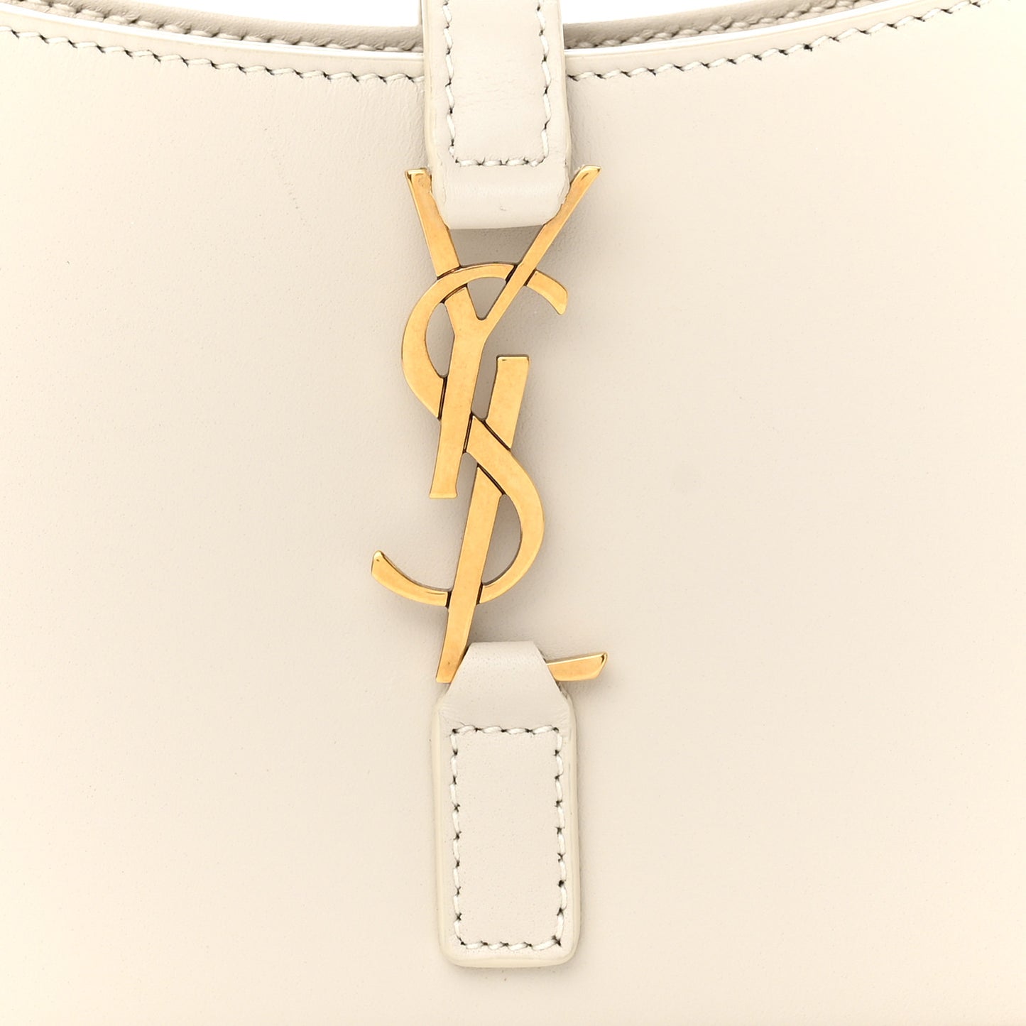 Smooth Calfskin Le 5 A 7 Mini Hobo Crema Soft