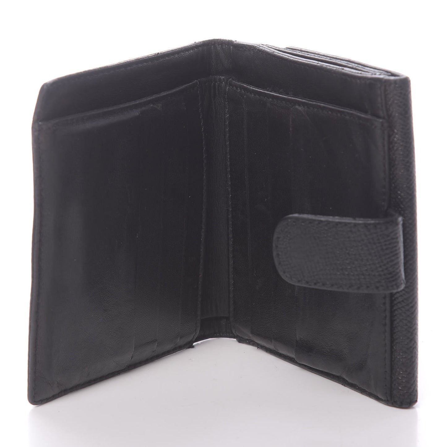Caviar CC Flap Wallet Black