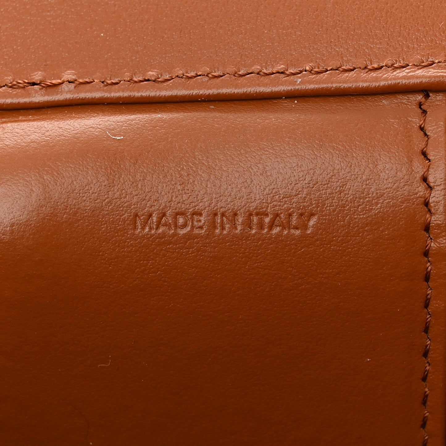 Smooth Calfskin Cuir Triomphe Mini Vanity Case Tan