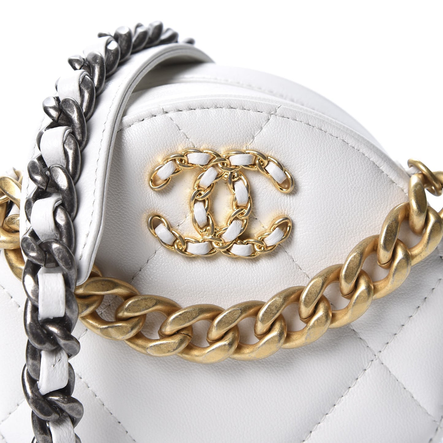 Goatskin Quilted 19 Round Clutch With Chain White