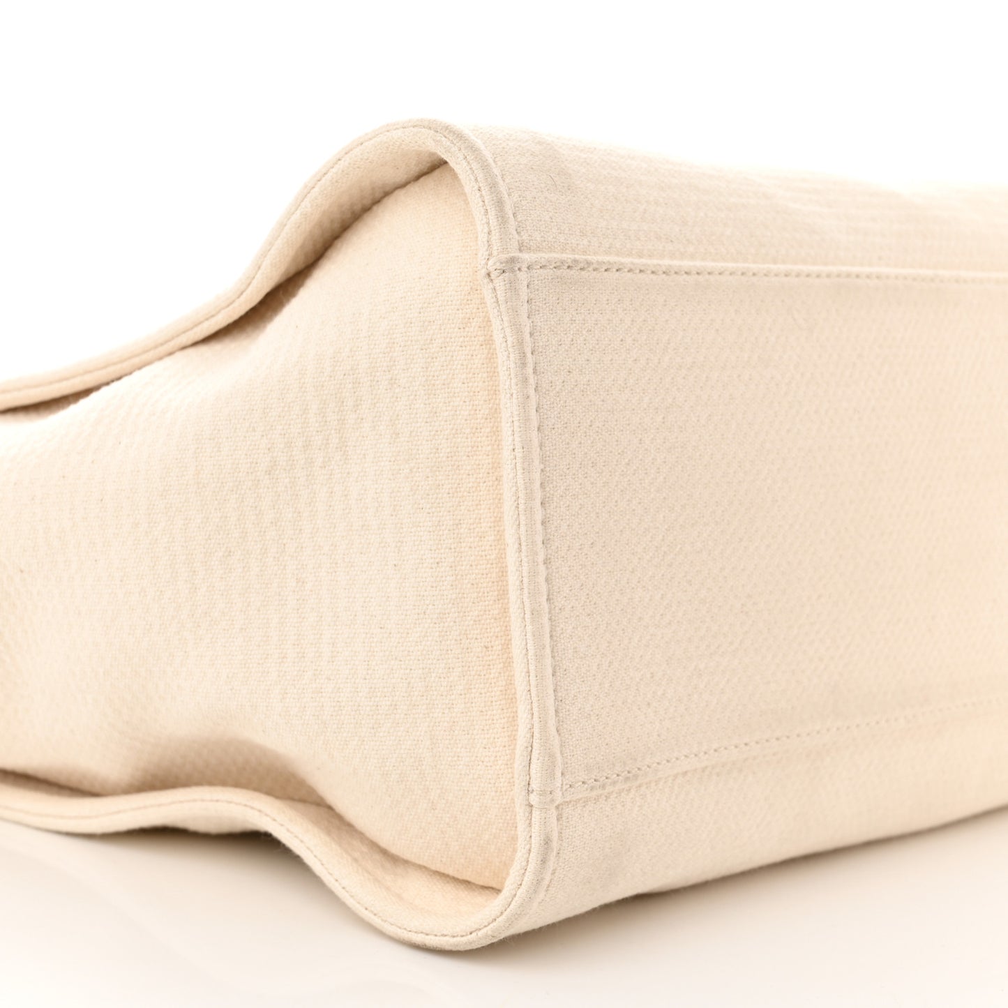 Mixed Fibers Medium Deauville Tote White