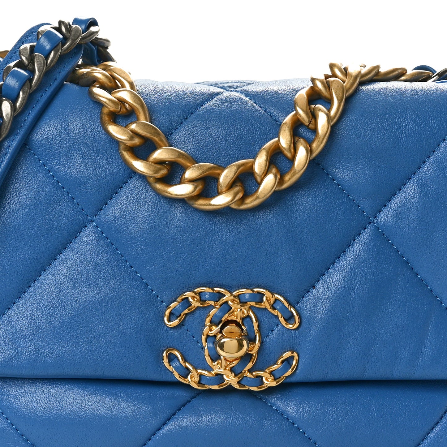 Lambskin Quilted Medium Chanel 19 Flap Blue