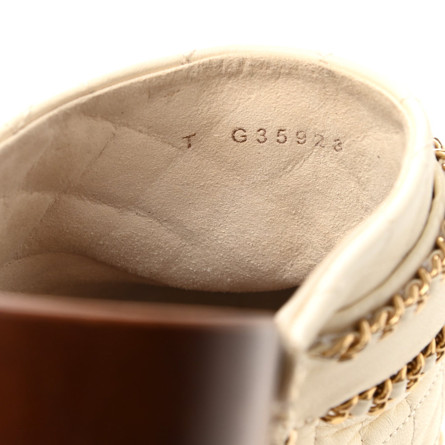 Lambskin Quilted Chain Clog Mules 39 Ivory