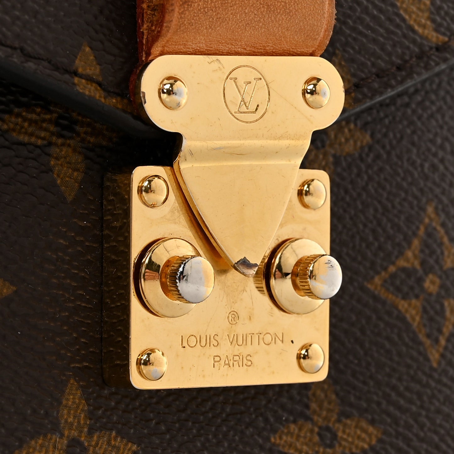 Monogram Pochette Metis