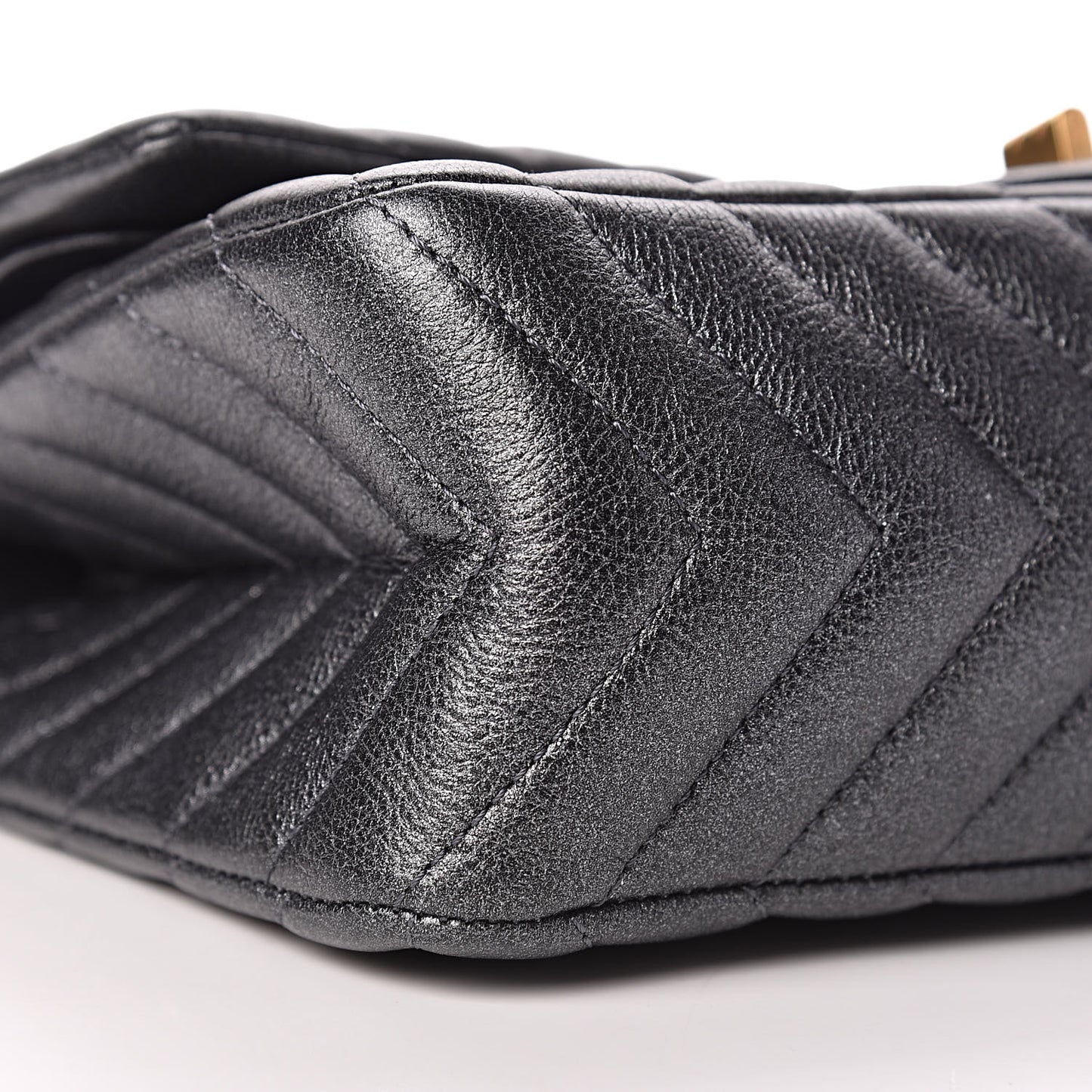 Metallic Sheepskin Chevron Quilted 2.55 Reissue 225 Flap Dark Silver