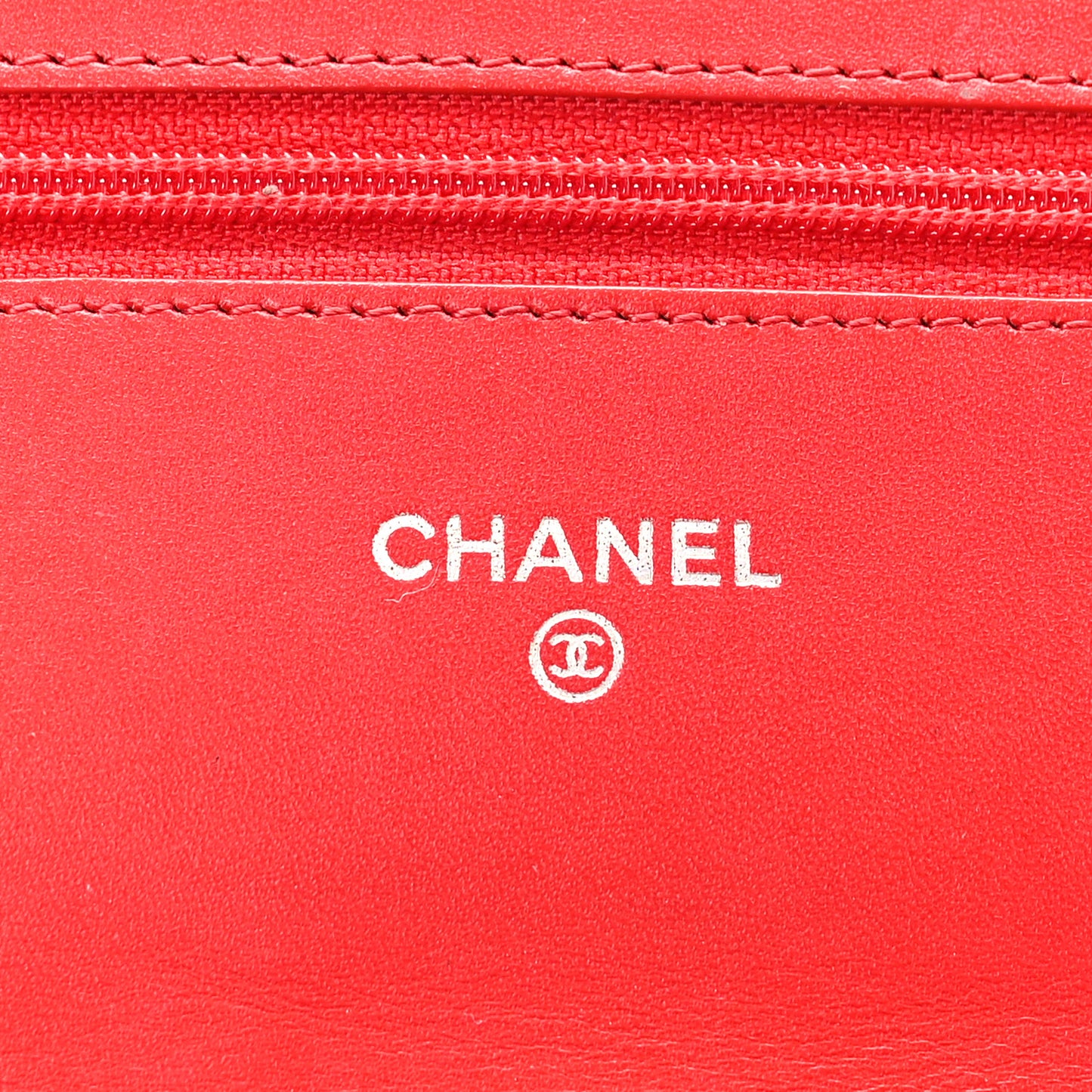 Caviar Timeless CC Wallet on Chain WOC Red