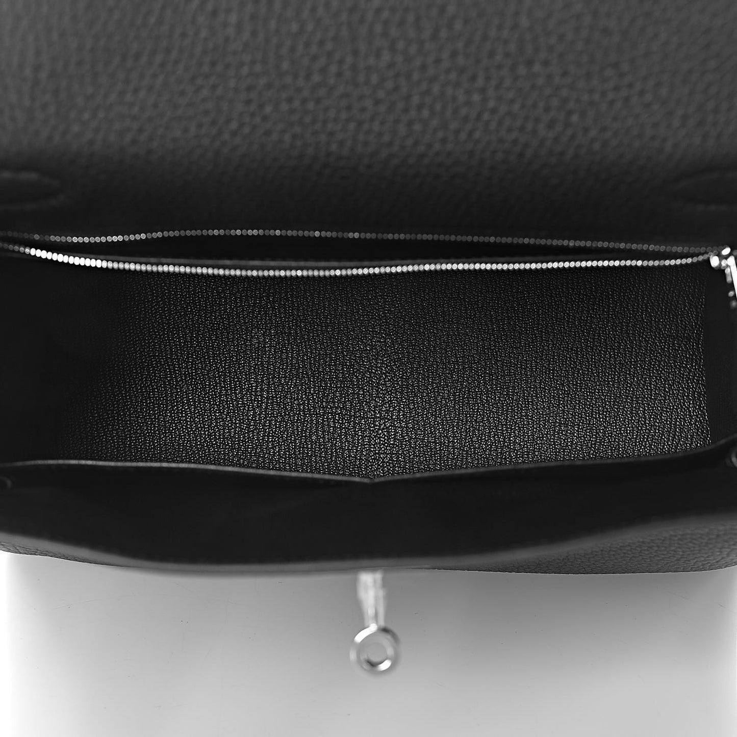 Togo Kelly Retourne 28 Black