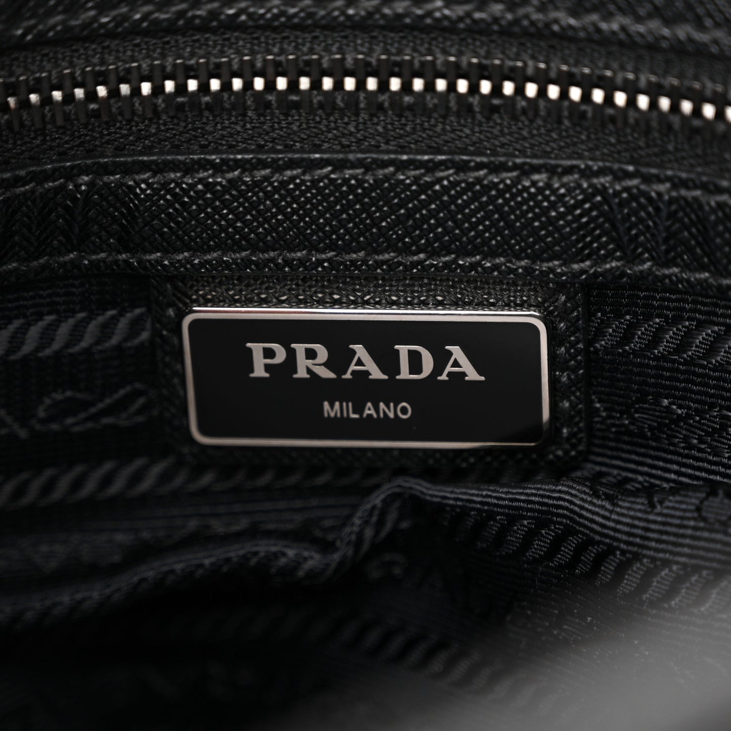 Tessuto Nylon Messenger Bag Black