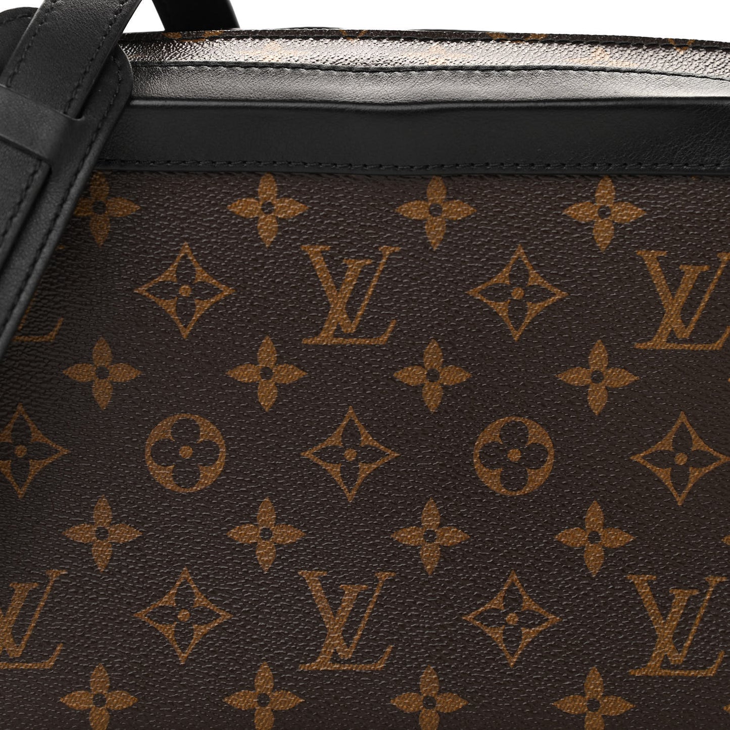 Monogram Solar Ray Soft Trunk