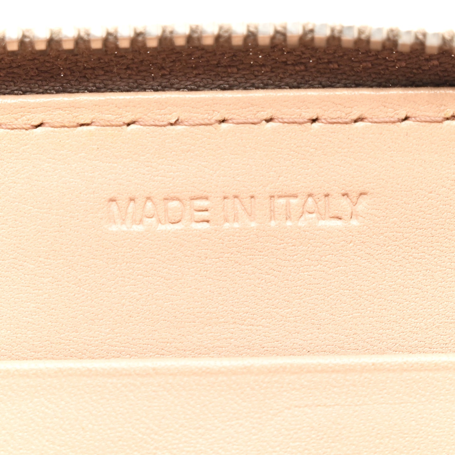 Spazzolato Studded Zip Around Wallet Quarzo