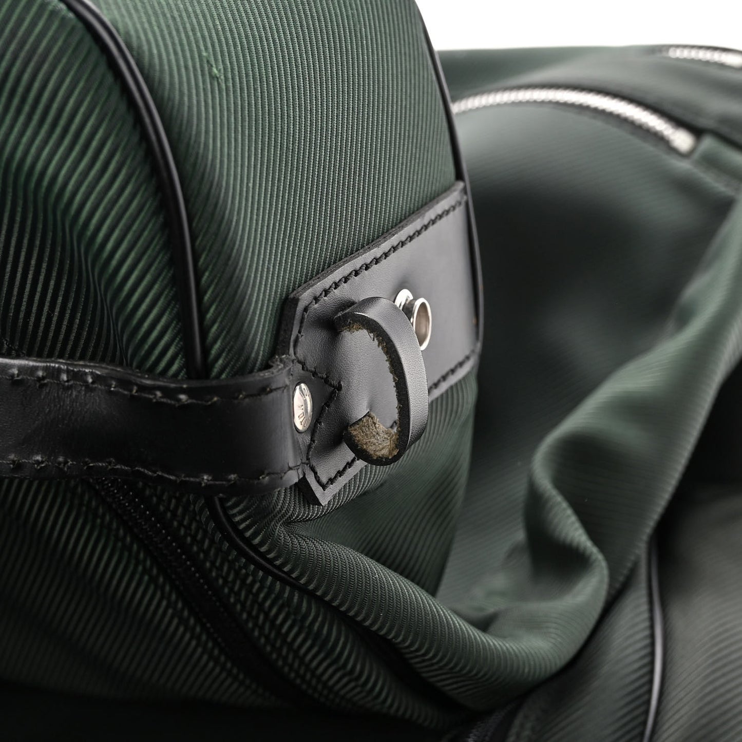 Taiga 7 Hanger Garment Carrier Epicea Black