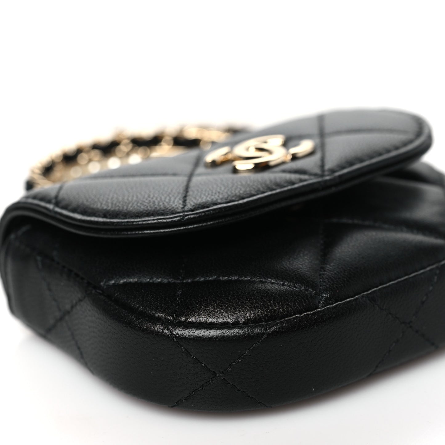 Lambskin Quilted Pearl Top Handle Clutch With Chain Black