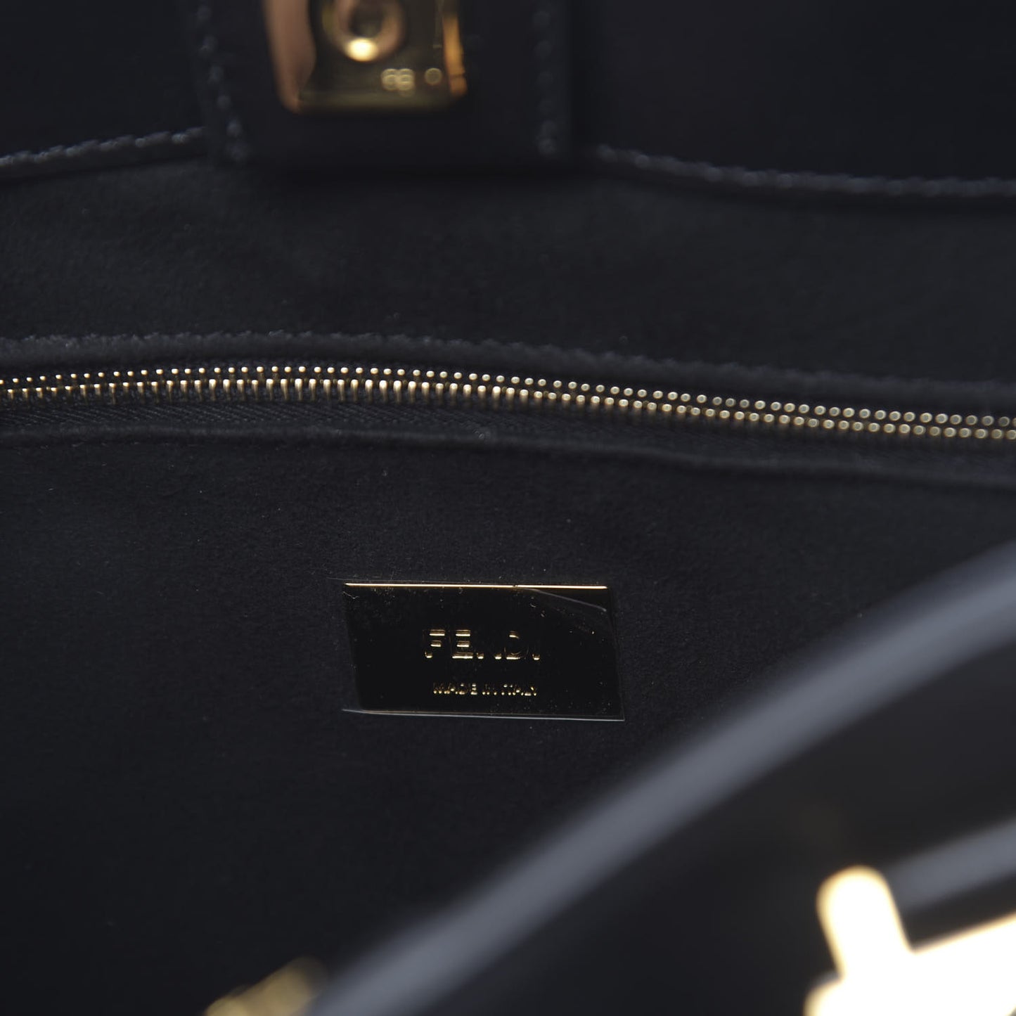 Vitello Glacier Small FF Tote Black