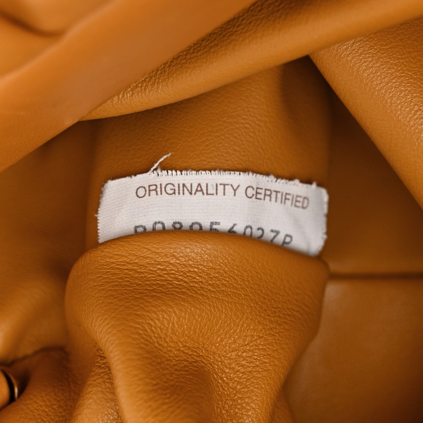 Calfskin The Pouch Chain Ocra