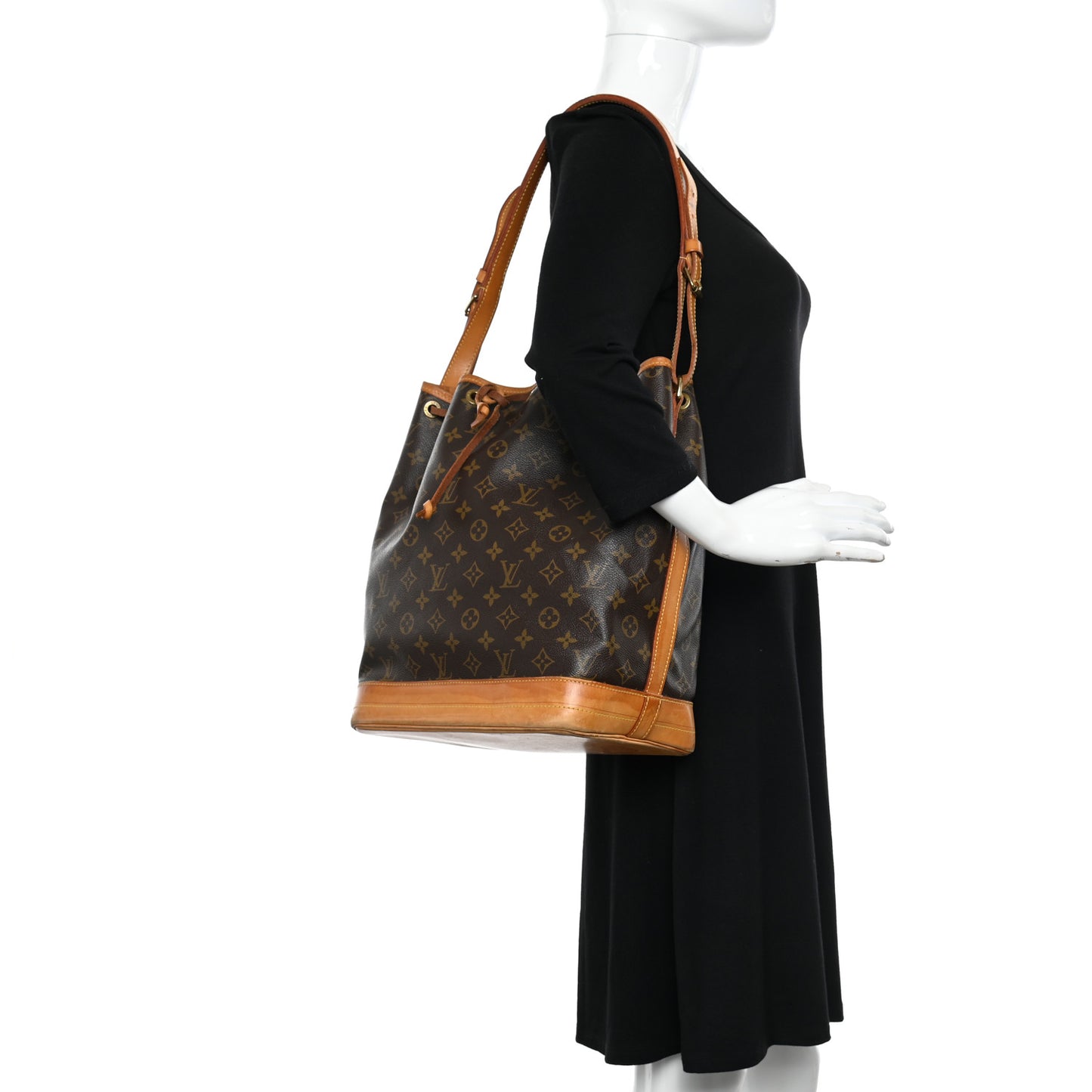 Monogram Noe