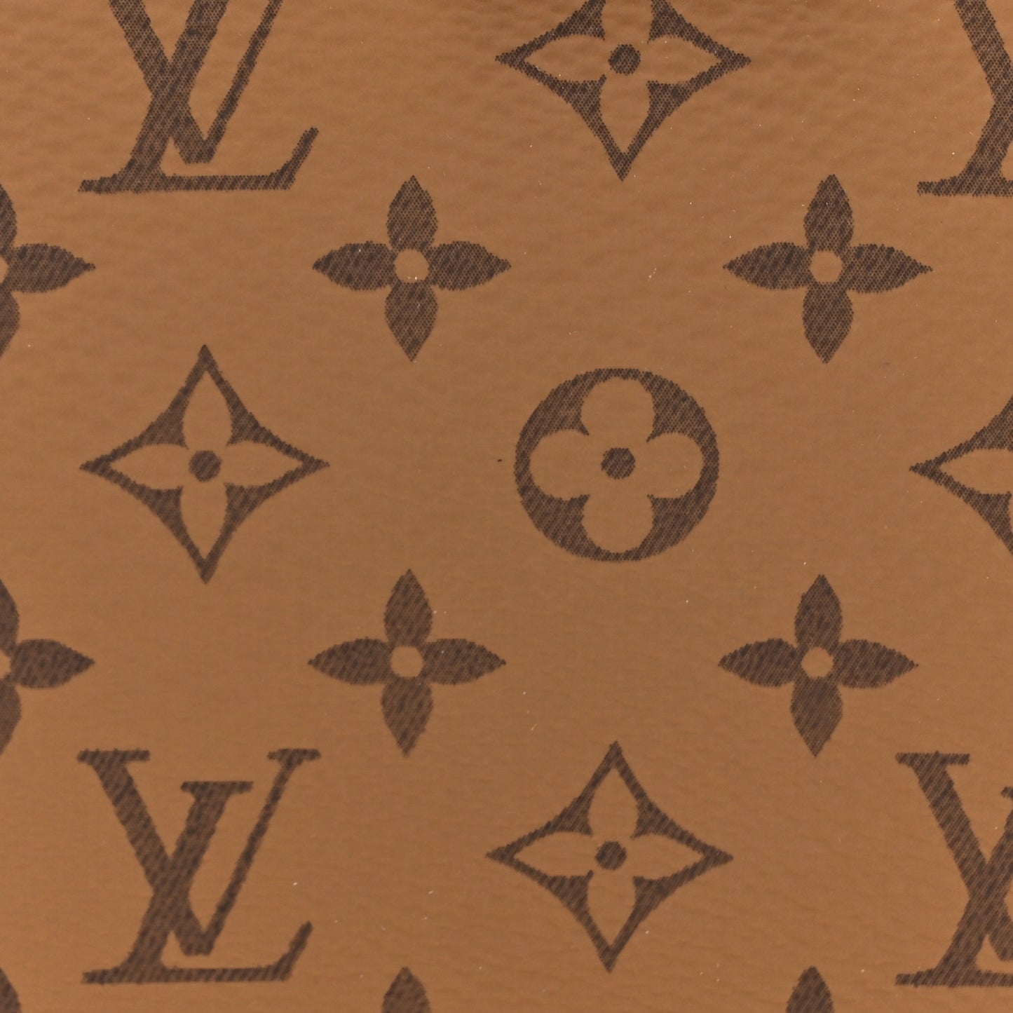 Reverse Monogram Pochette Trunk Verticale