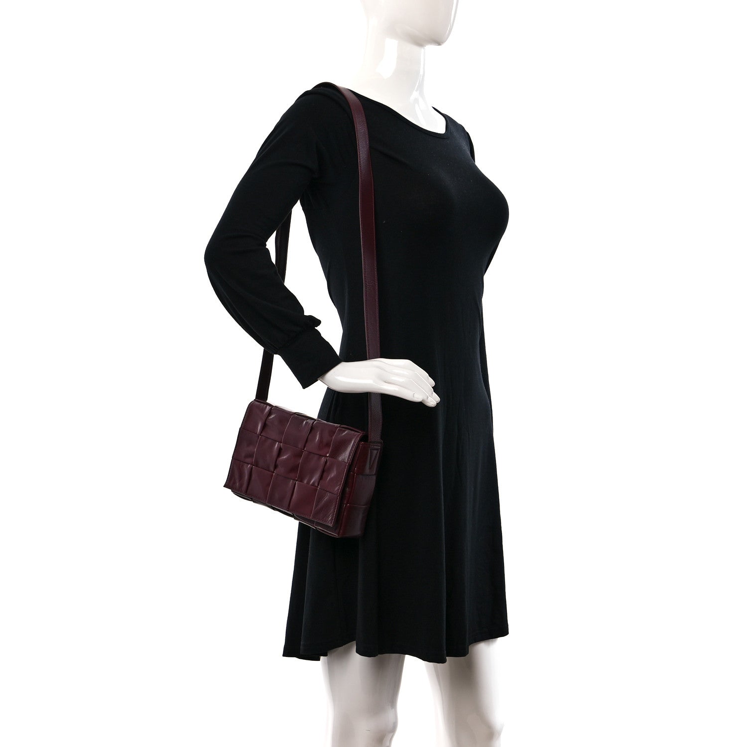 Bottega Veneta Paper Calfskin Maxi Intreccio Cassette Crossbody Bag Barolo 2 of 8
