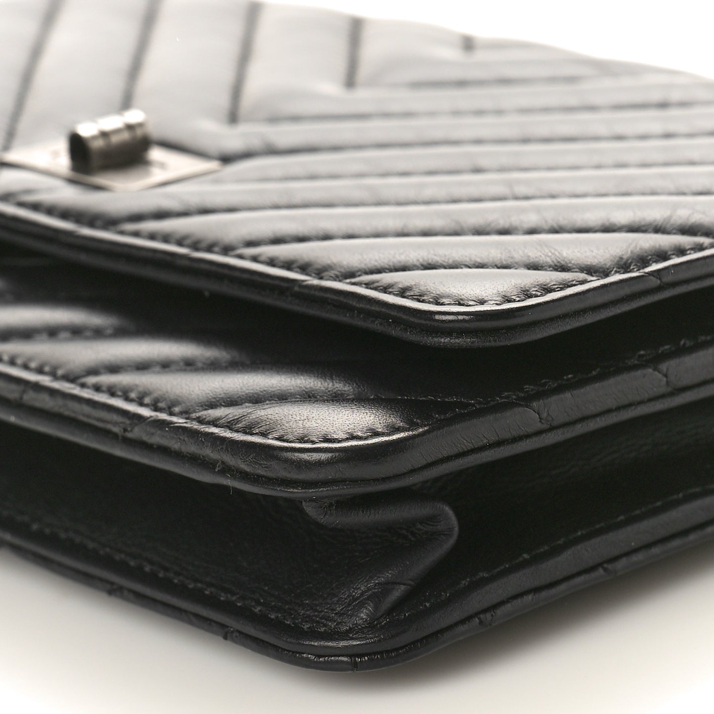 Aged Calfskin Chevron Quilted Reissue Wallet On Chain WOC Black