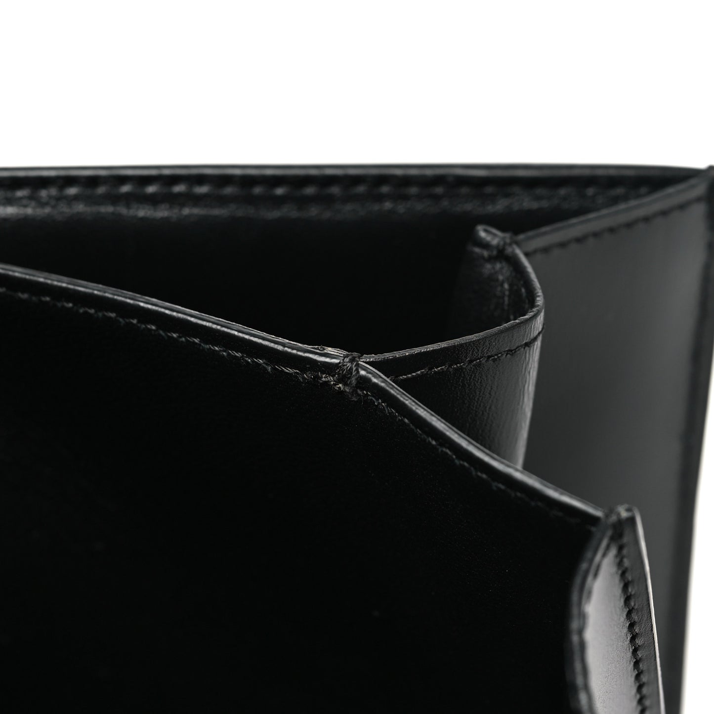 Box Calfskin Medium Classic Box Flap Bag Black