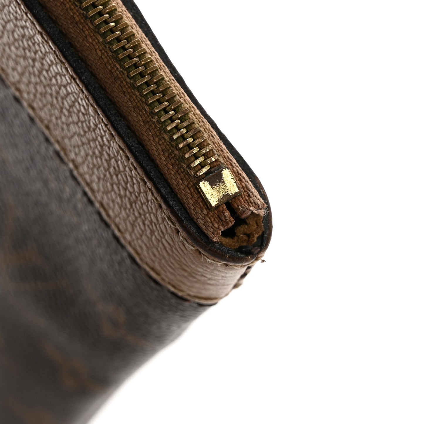 Monogram Daily Pouch Sesame