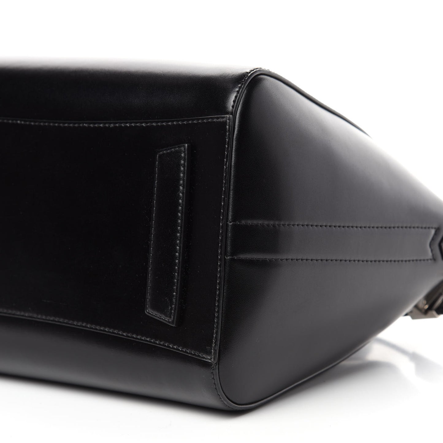 Shiny Lord Calfskin Medium Antigona Black
