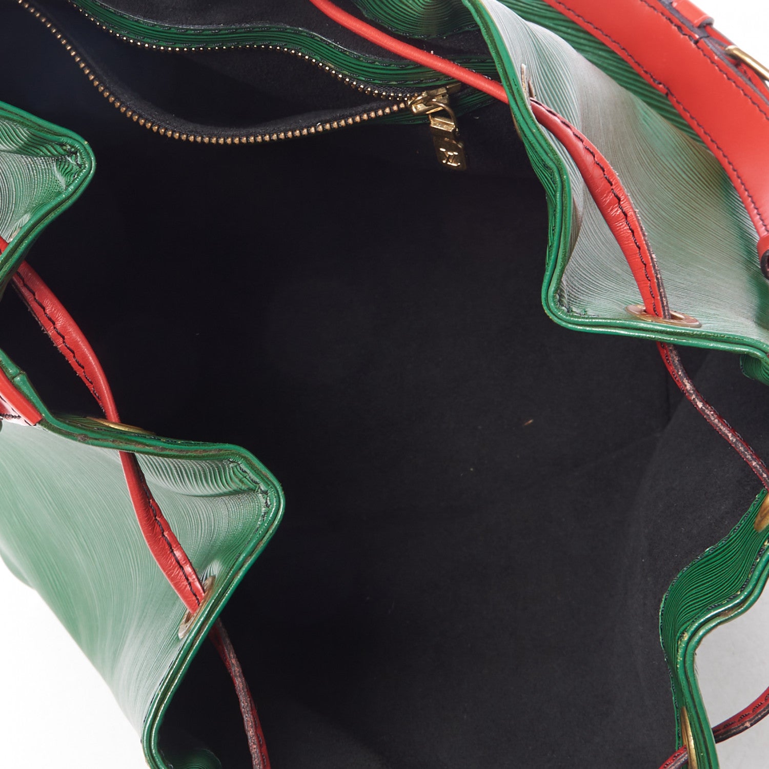 Louis Vuitton Epi Petit Bi-Color Noe Borneo Castillan Red 4 of 10