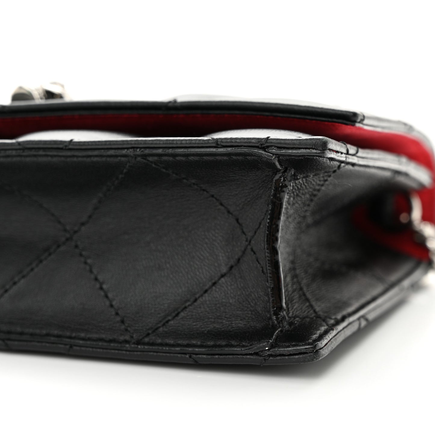 Calfskin Quilted Graffiti Skull Small Chain Crossbody Bag Black