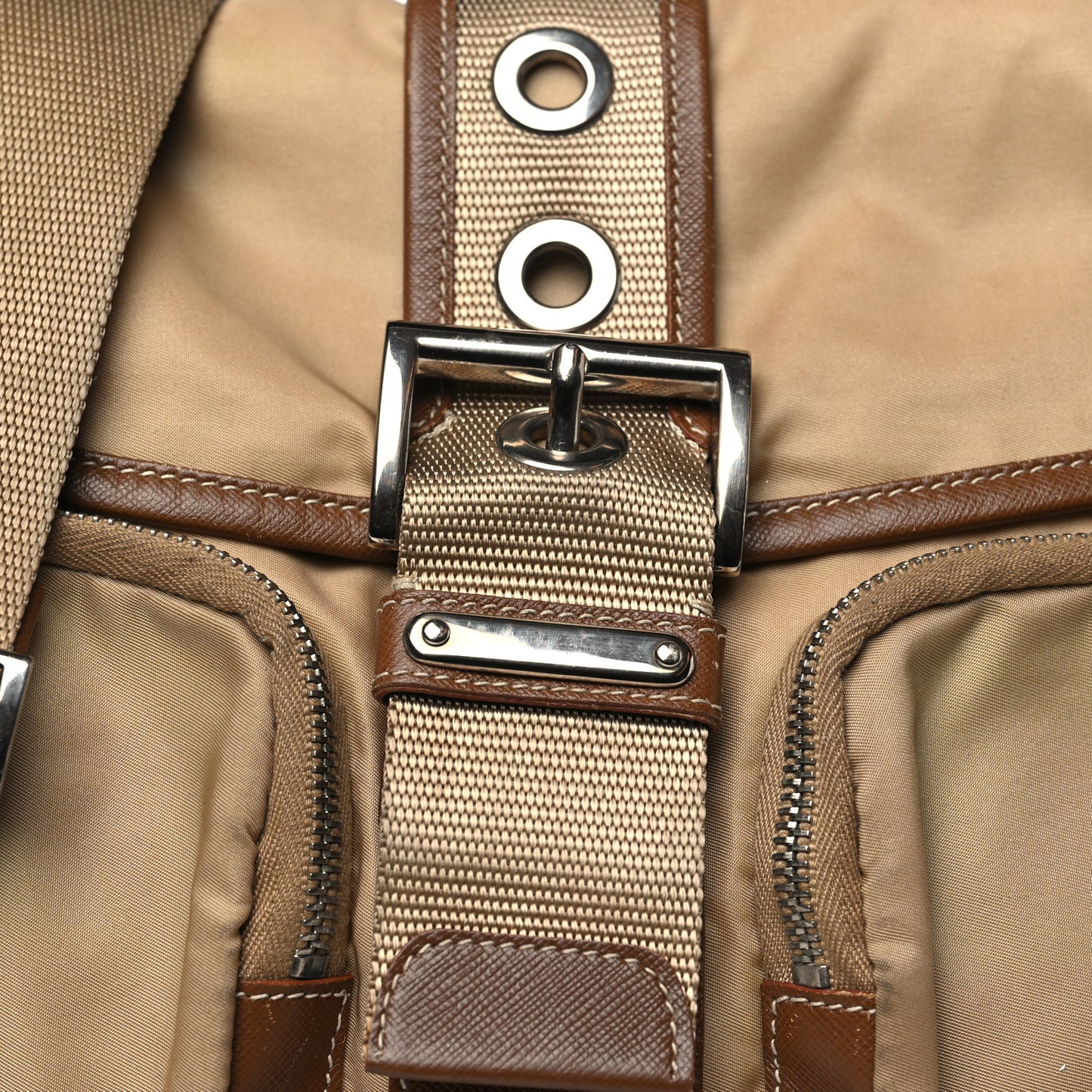 Tessuto Nylon Messenger Bag Beige