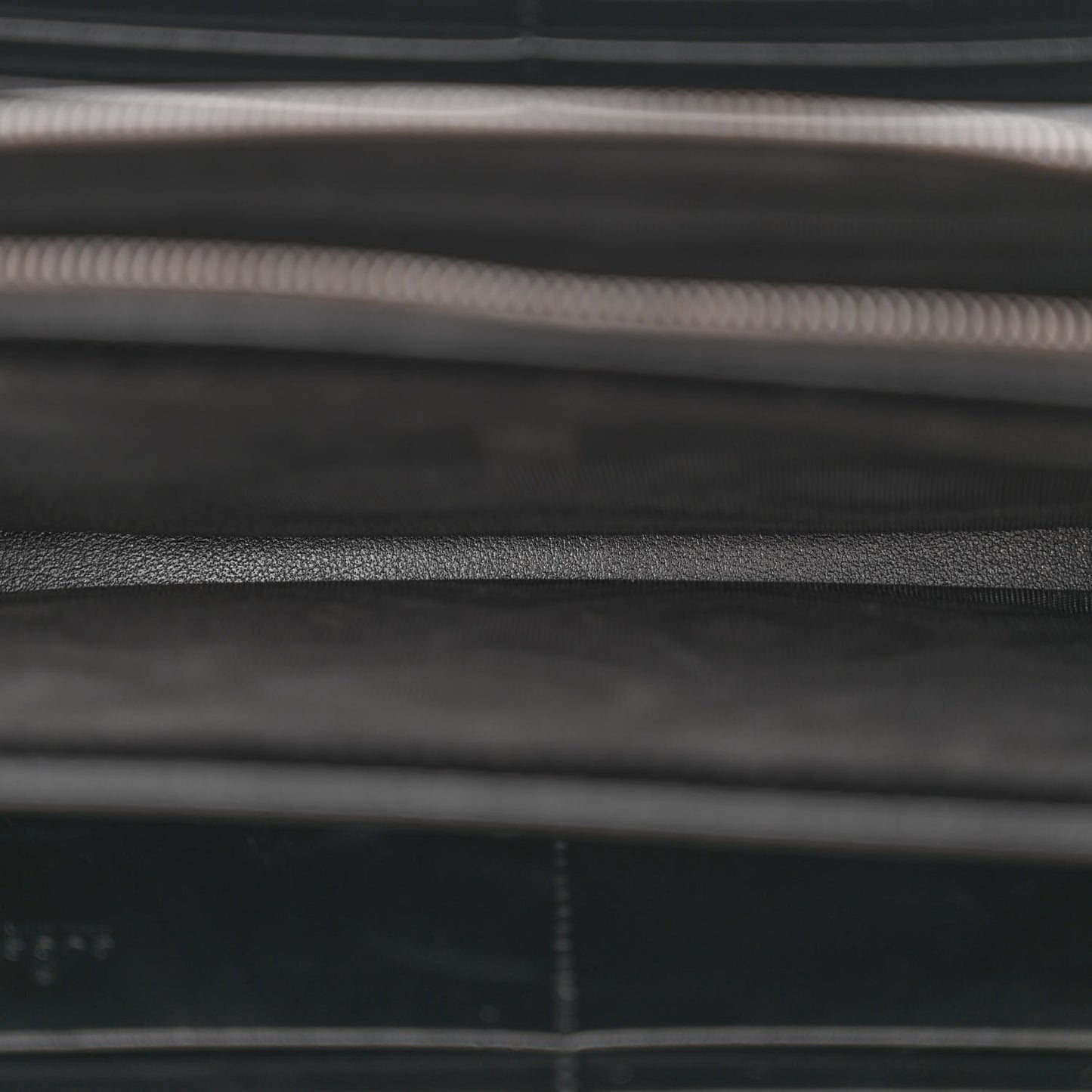 Calfskin Matelasse GG Marmont Chain Wallet Black