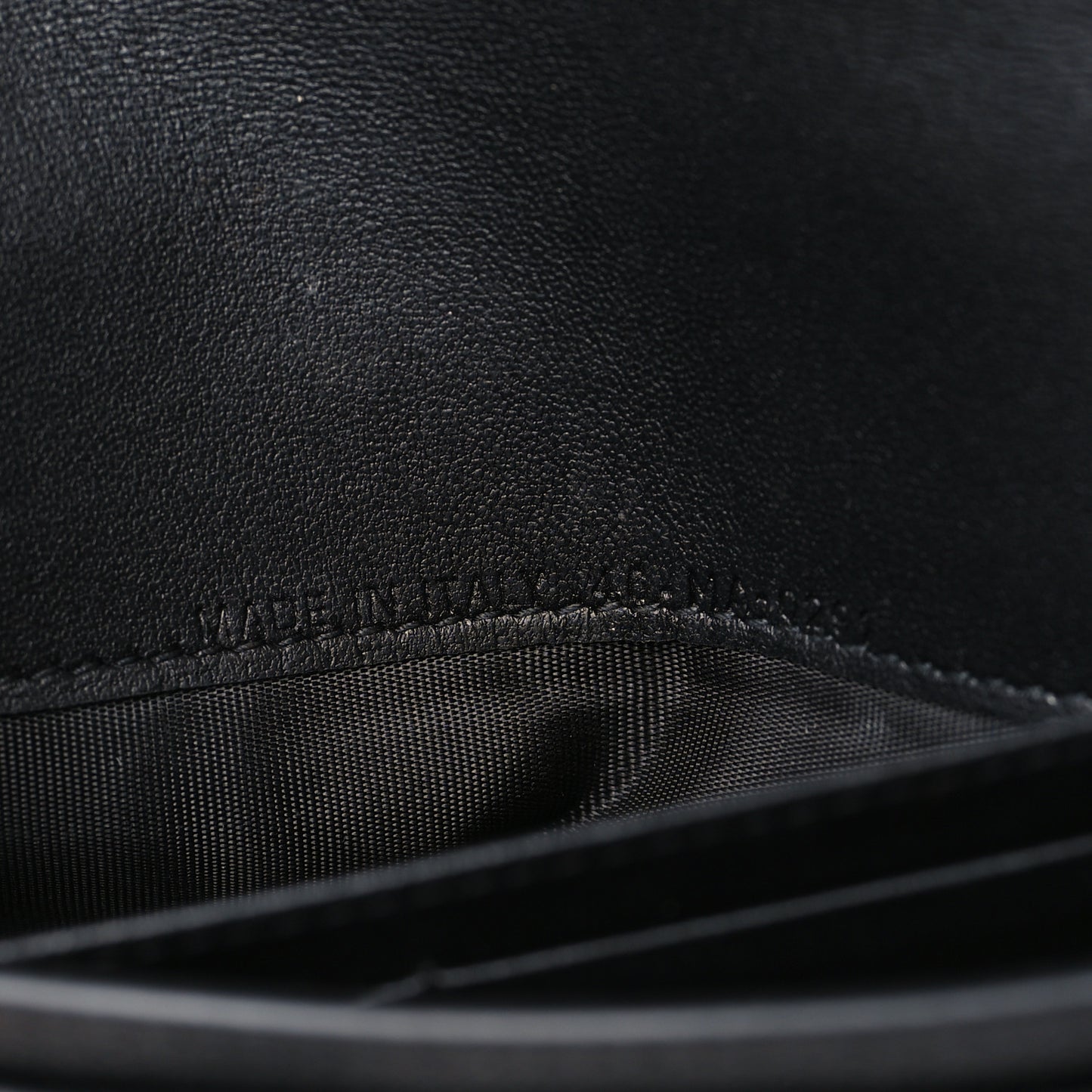 Grained Calfskin Saddle Chain Wallet Pouch Black