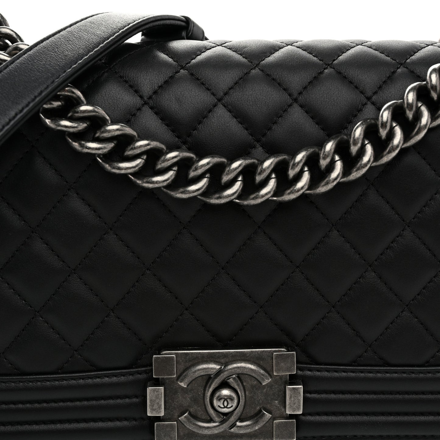 Lambskin Quilted Medium Boy Flap Black