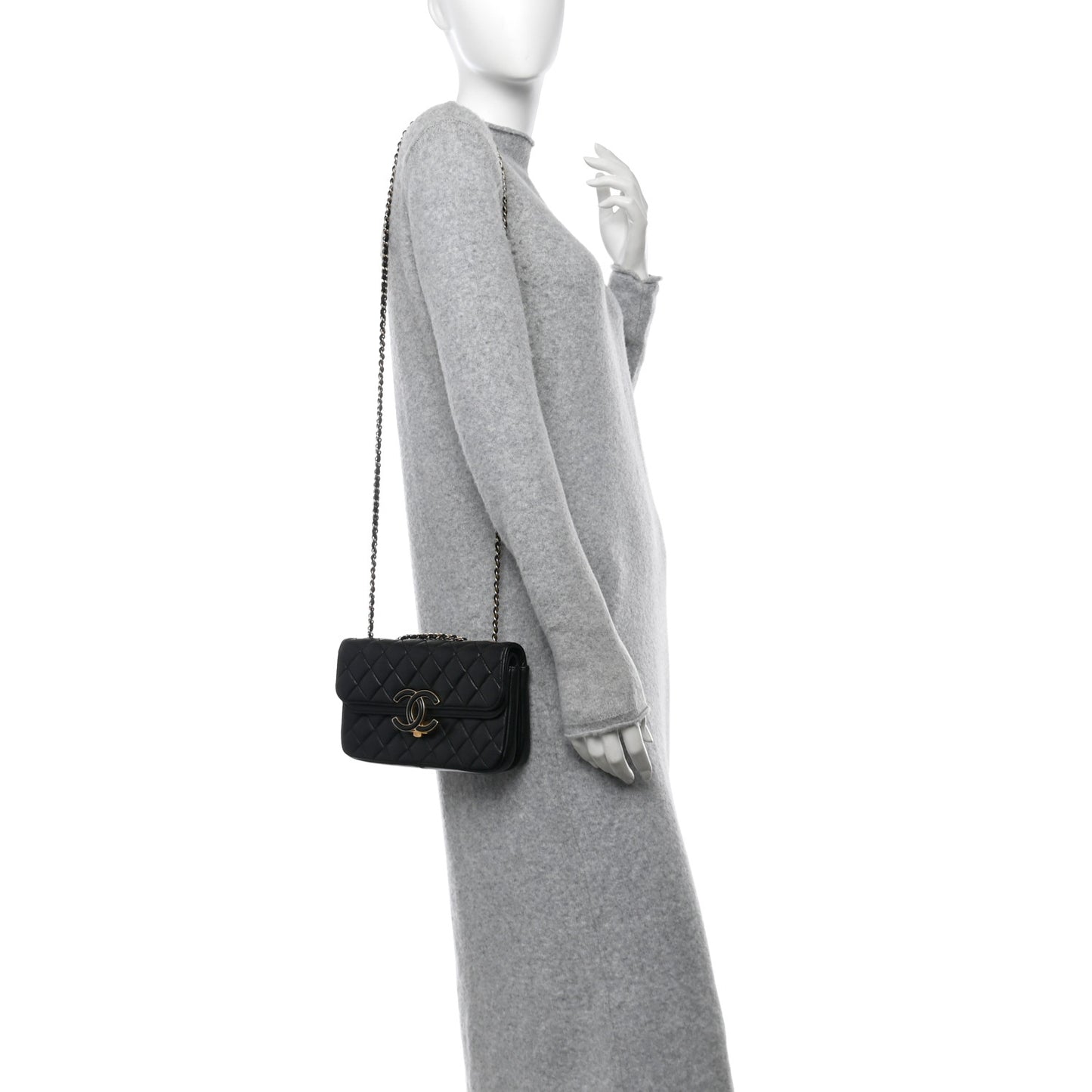 Lambskin Quilted Small CC Chic Flap Black