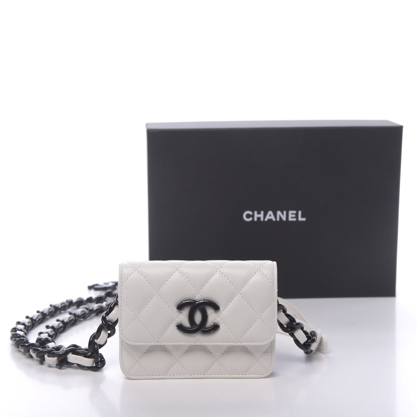 Caviar Quilted My Everything Belt Flap Card Holder White