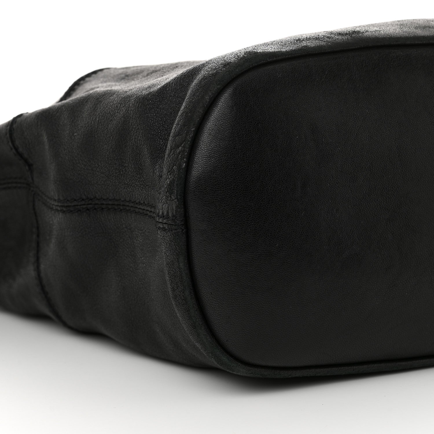 Givenchy Waxy Grained Calfskin Medium Nightingale Black 9 of 17