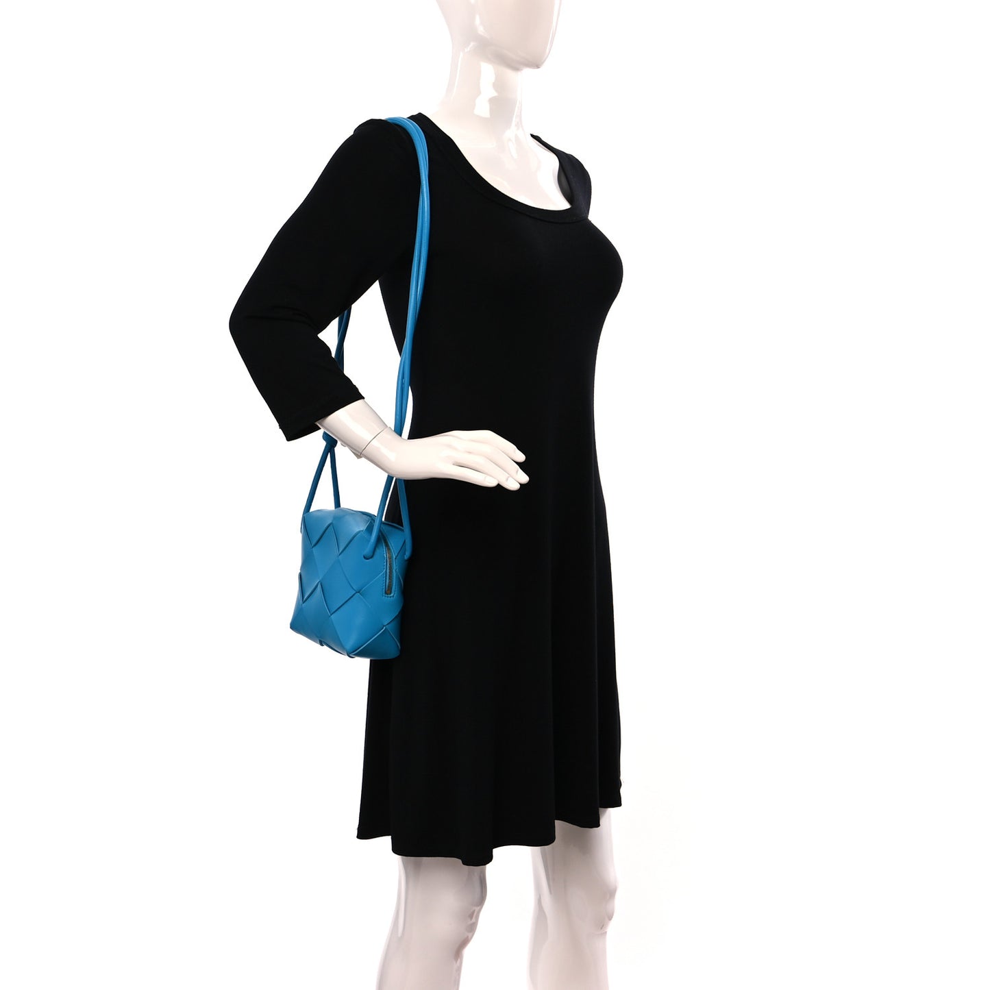 Lambskin Maxi Intrecciato Mini Cassette Camera Bag Pool