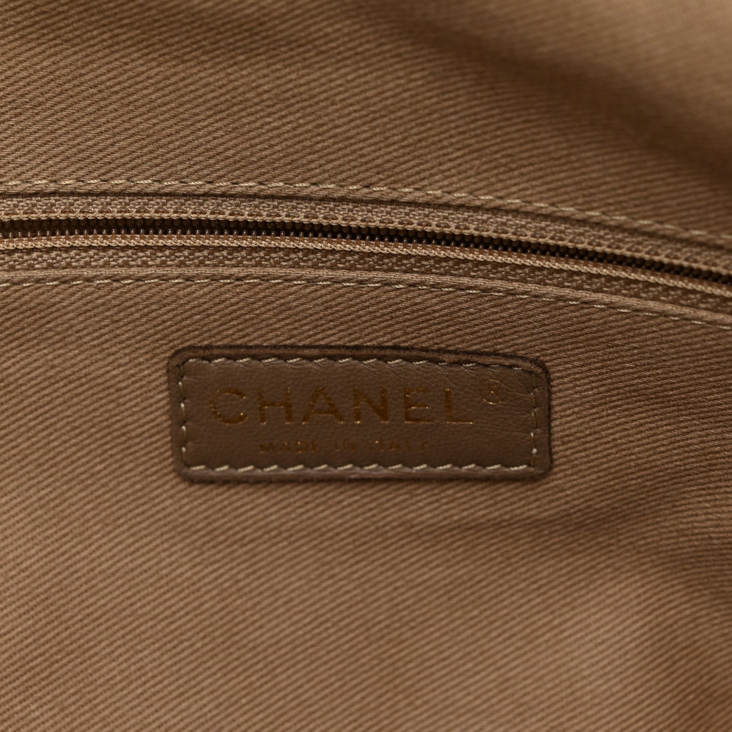 Caviar Large Edy Reissue Tote Beige